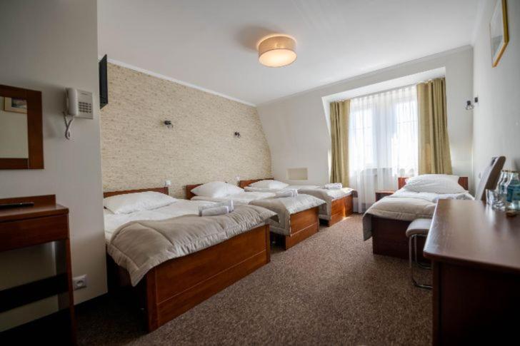Hotel Palacowa Narol Kültér fotó