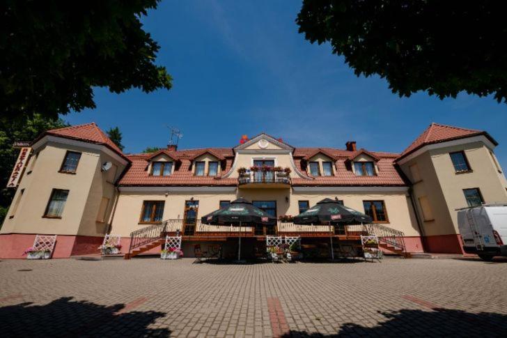 Hotel Palacowa Narol Kültér fotó