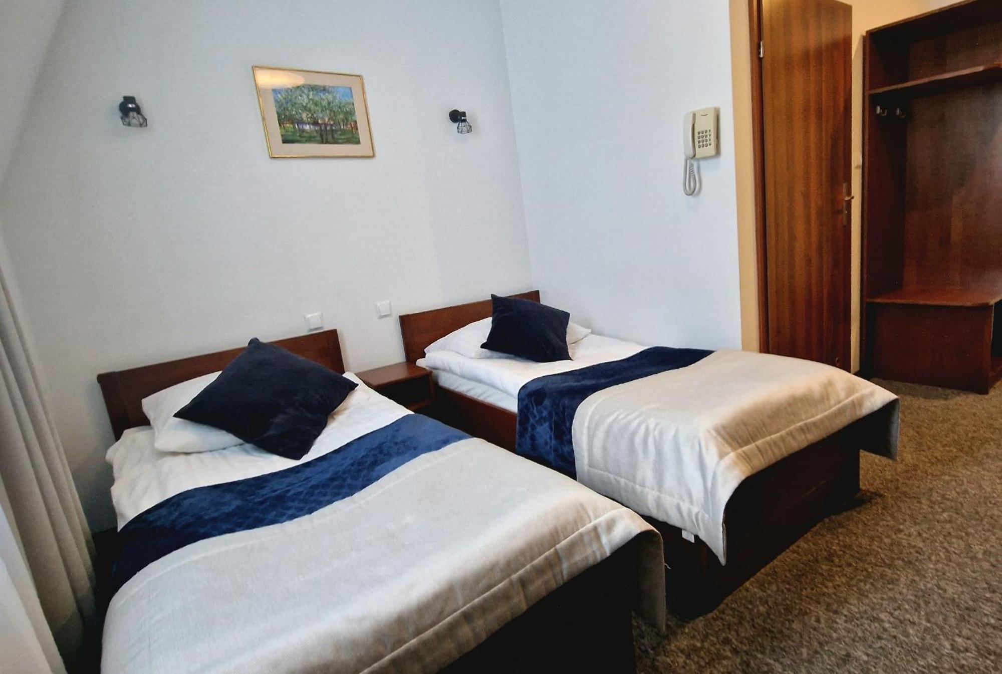 Hotel Palacowa Narol Kültér fotó